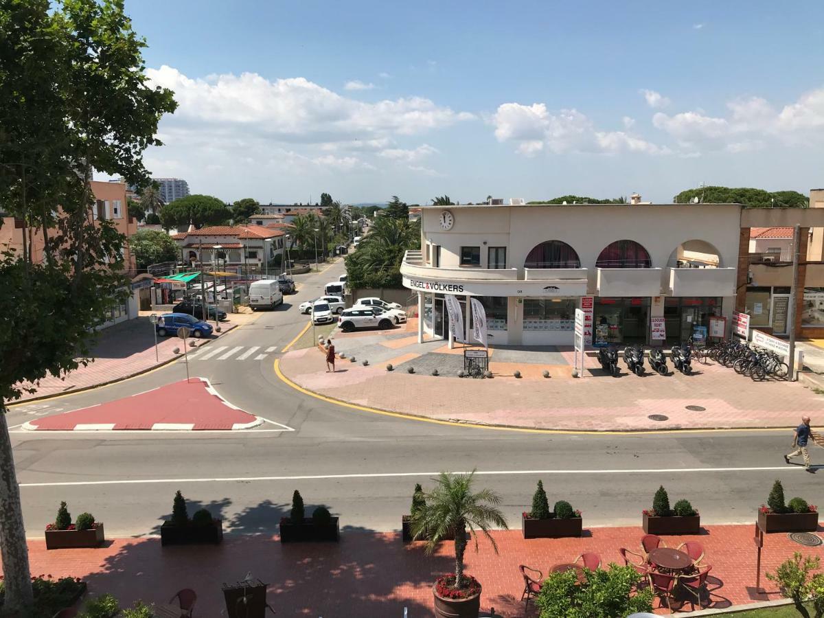 Apartamento Edifici Violetta Ampuriabrava Exterior foto